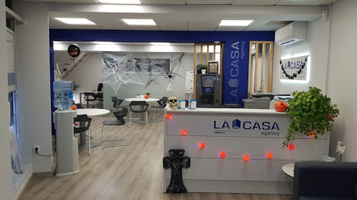 Inmobiliaria La Casa Agency
